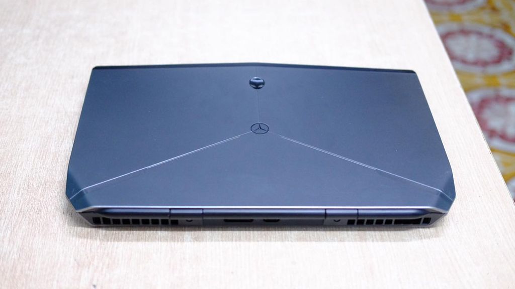 Alienware  15 R2