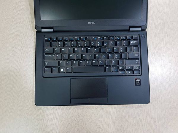 Dell Latitude E 7250