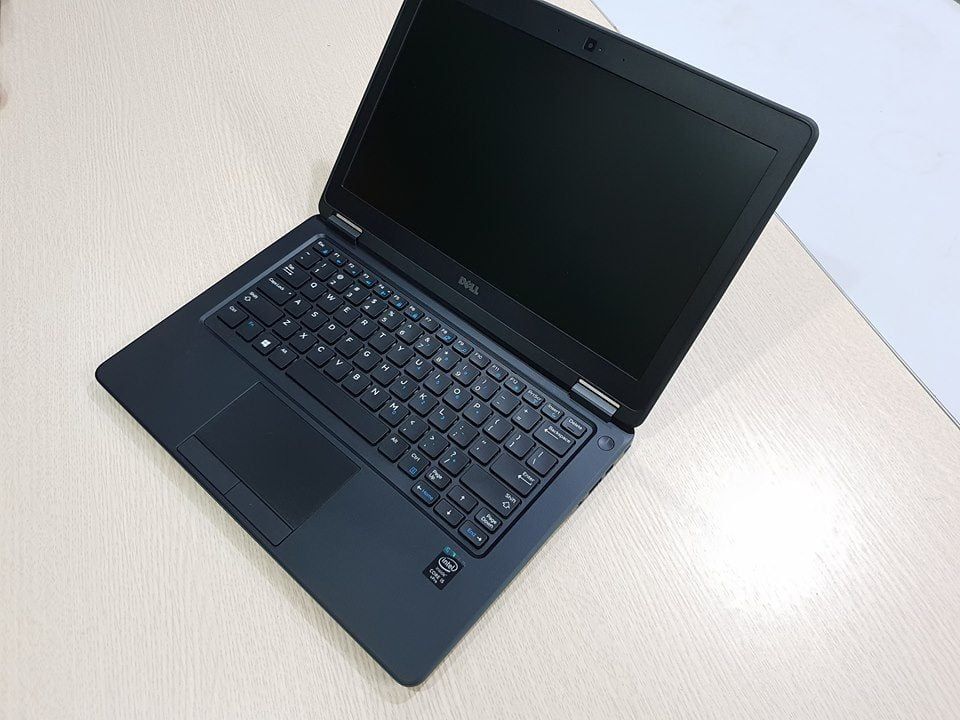 Dell Latitude E 7250