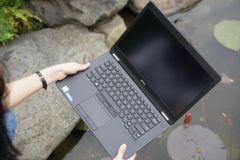 Dell Latitude E 7270