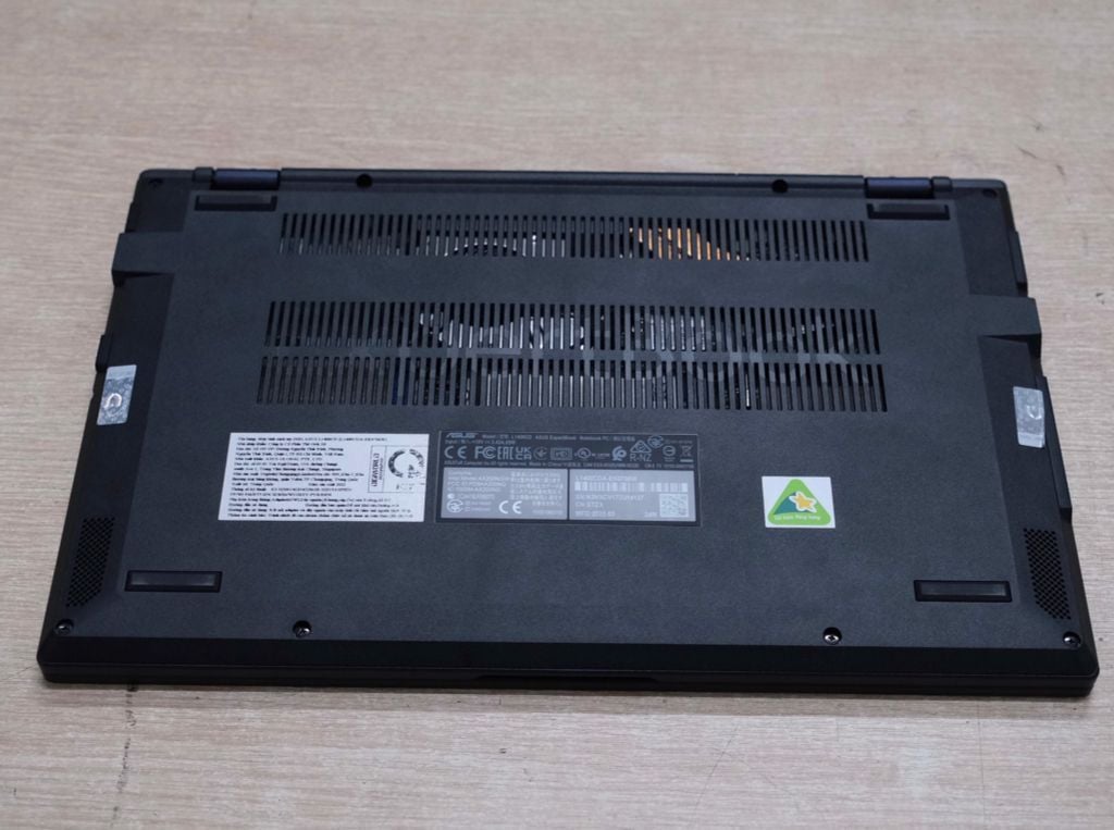 Asus expertbook