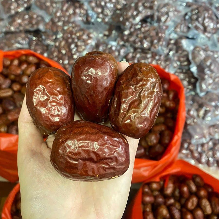 Táo Đỏ Tân Cương Sấy Khô 1 Kg (52-55 quả/kg)