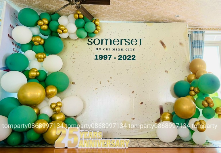 Trang trí tất niên somerset
