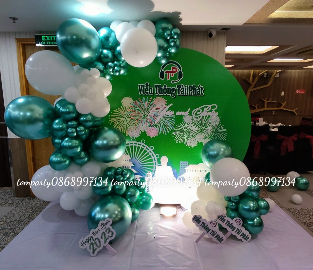 TRANG TRÍ TIỆC TẤT NIÊN - GẶP MẶT CUỐI NĂM