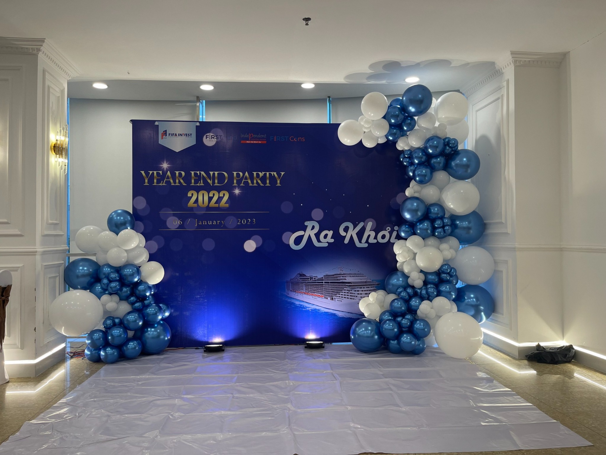TRANG TRÍ TIỆC TẤT NIÊN CÔNG TY