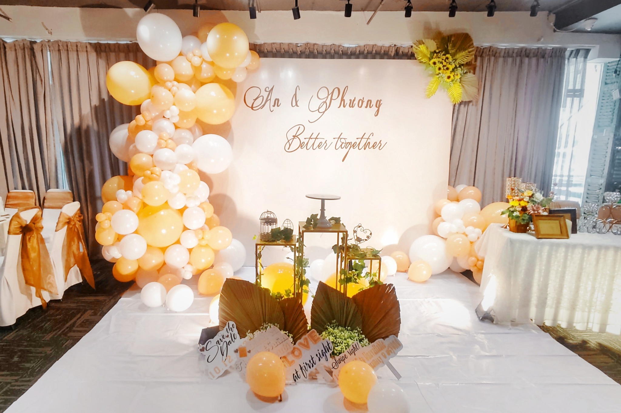 TRANG TRÍ TIỆC CƯỚI TOM PARTY