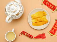 Hộp Xoài chín cây sấy dẻo Ohla 200g