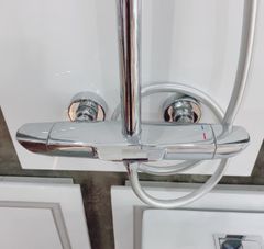 Cây Sen Vòi Tắm Điều Chỉnh Nhiệt Độ BELLO BL-700902