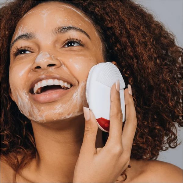  Máy rửa mặt làm sạch da mặt cao cấp Stimubrush Smart Facial Cleansing Ds Laboratories Mỹ 