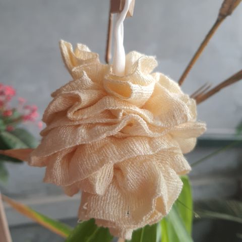  Bông tắm tơ tằm- Tẩy da chết tơ tằm 