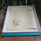  Khăn mùi xoa tơ tằm thêu tay_màu vàng nguyên bản 