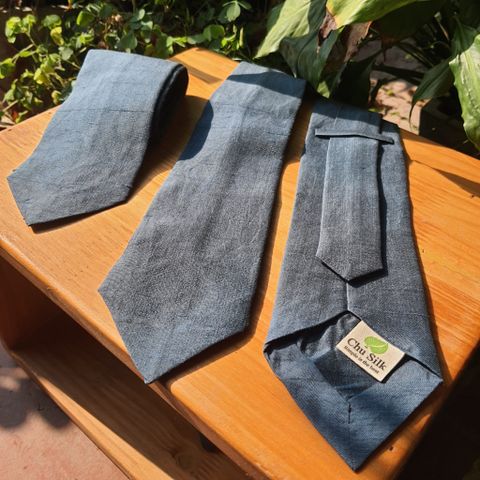  Cà vạt tơ tằm_ Pure silk Necktie 