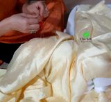  Bộ quần áo dài tơ nguyên bản: áo dài vàng+ quần 