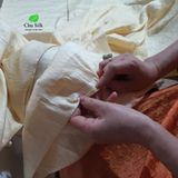  Áo dài tơ vàng nguyên bản dáng eo 