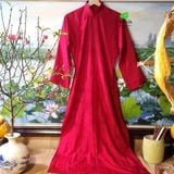  Áo dài lụa màu đỏ 