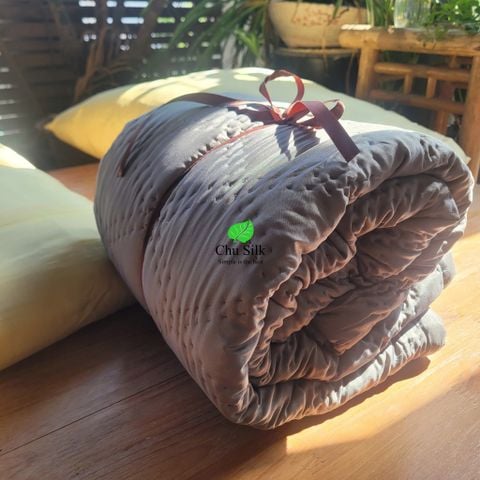  Chăn đơn tơ tằm 1.6*2m màu xám nặng 1kg tơ (Chăn tơ tằm chần ruột tơ nguyên tấm to) 