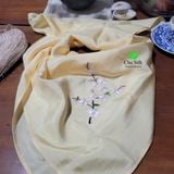 Khăn lụa vuông tơ tằm thêu tay 
