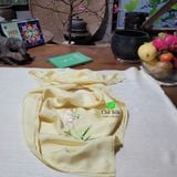  Khăn lụa vuông tơ tằm thêu tay 