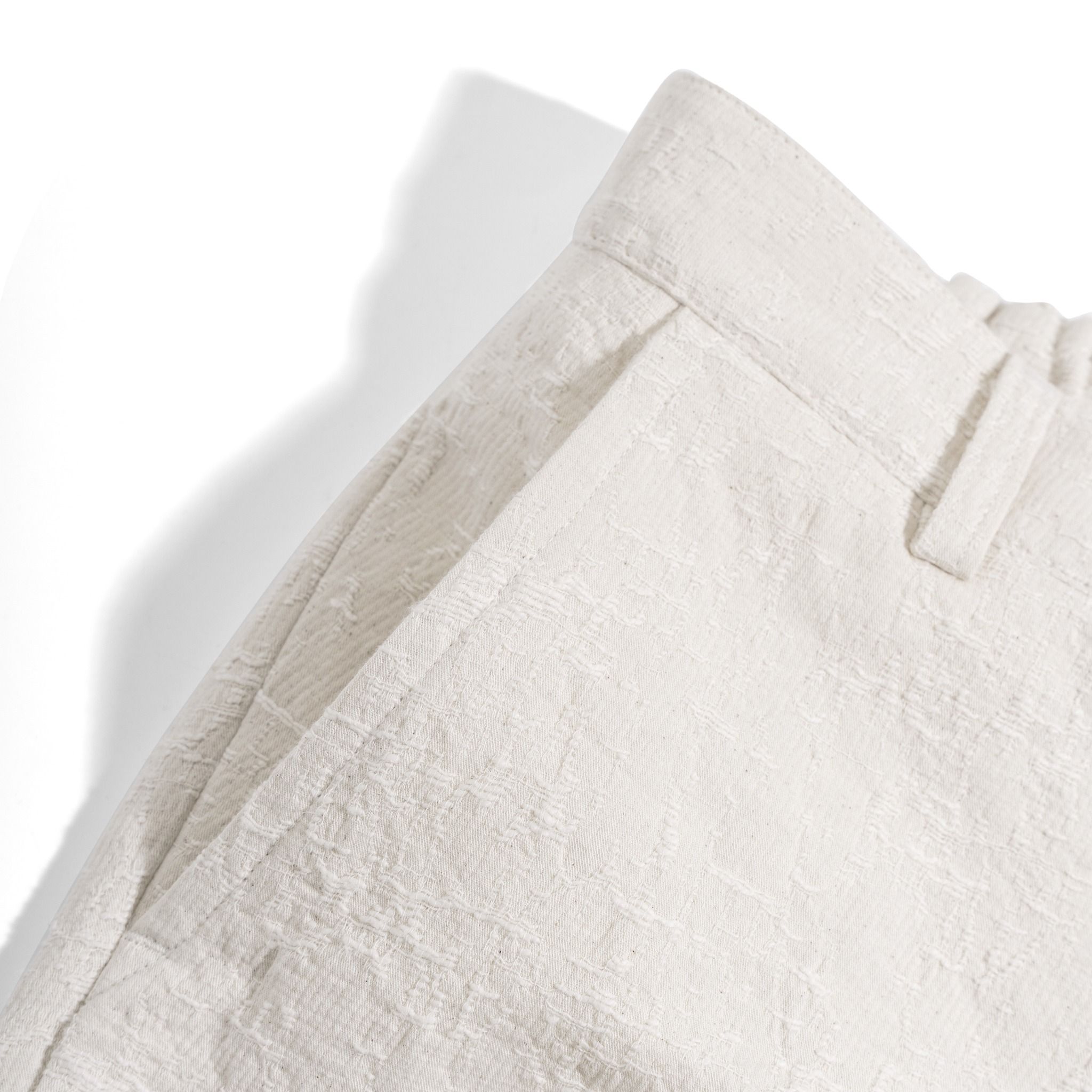 Quần Short Thêu Textured