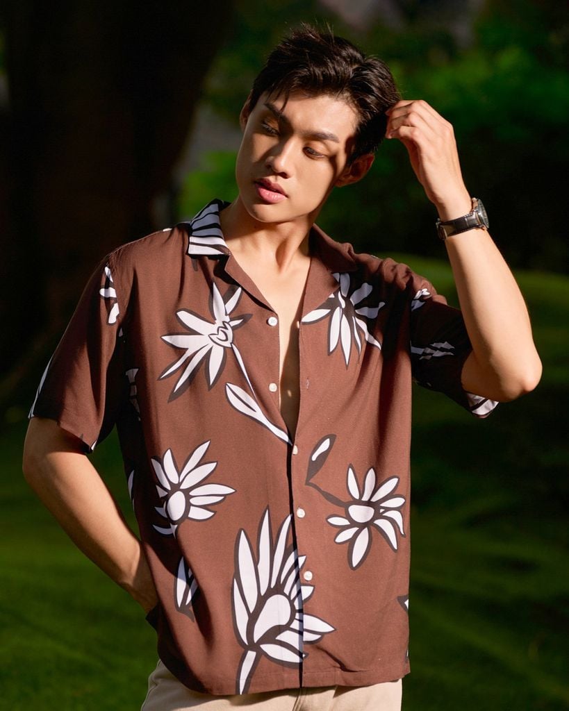 Áo Sơ Mi Tay Ngắn Cổ Danton In Hoa - Nâu