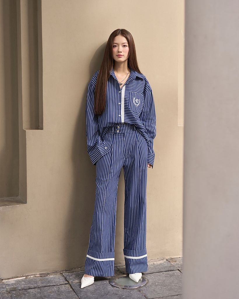  QUẦN KẺ SỌC LAI GẬP K CLOSET Q1017 