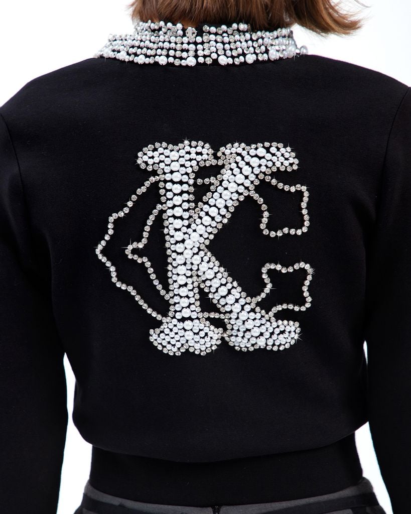  ÁO KHOÁC LOGO KC ĐÍNH ĐÁ, NGỌC TRAI SAU LƯNG A1029 