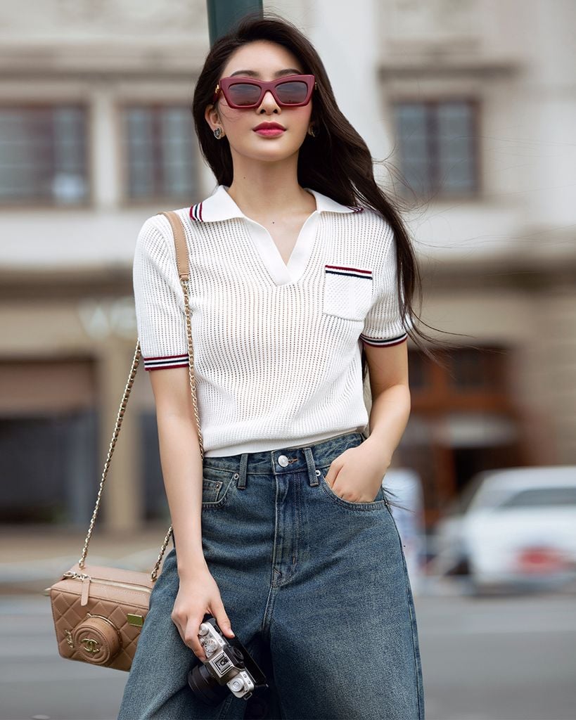  ÁO LEN CỔ BẺ 3 SỌC K CLOSET A2010 