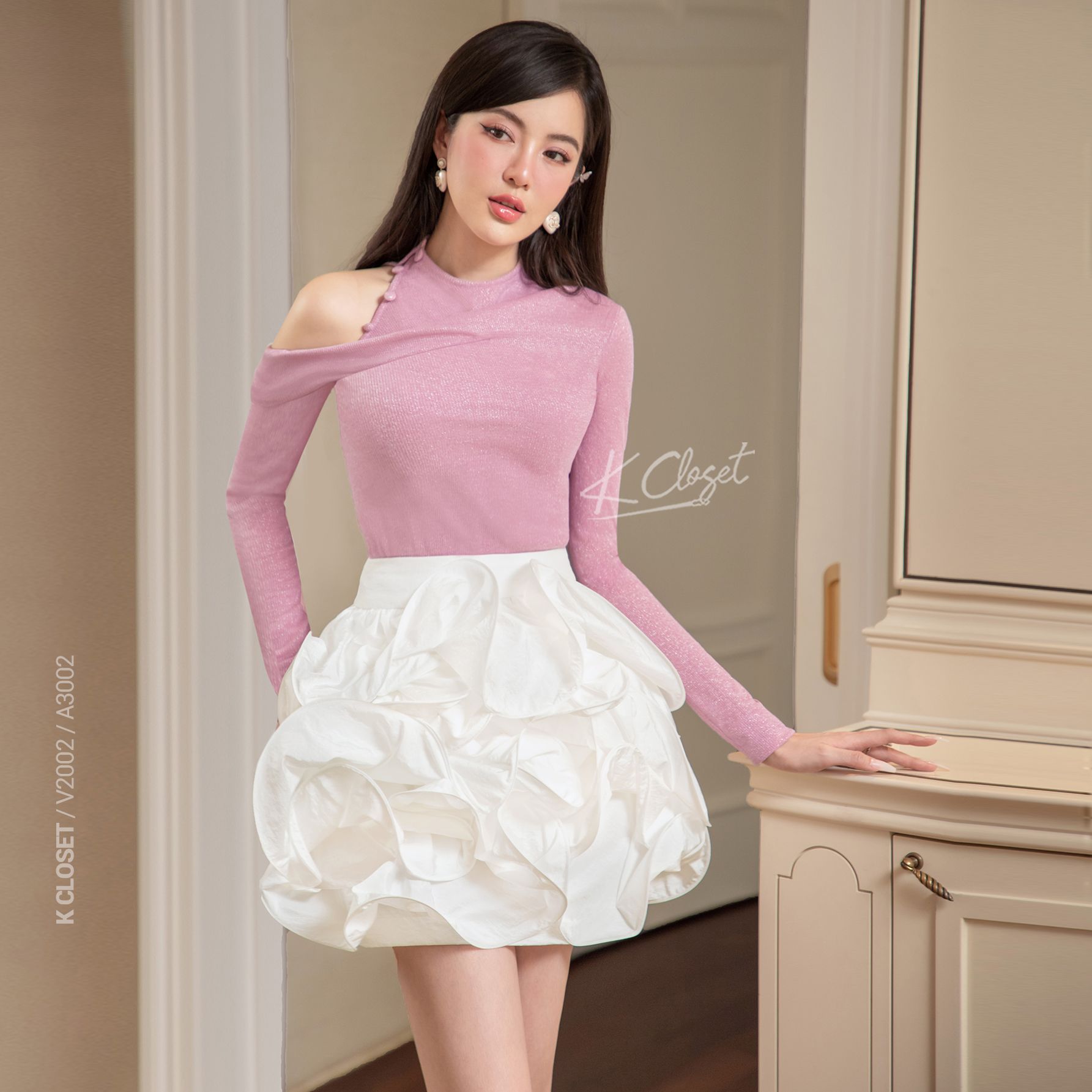  K Closet Elegant One Shoulder Knit Top 