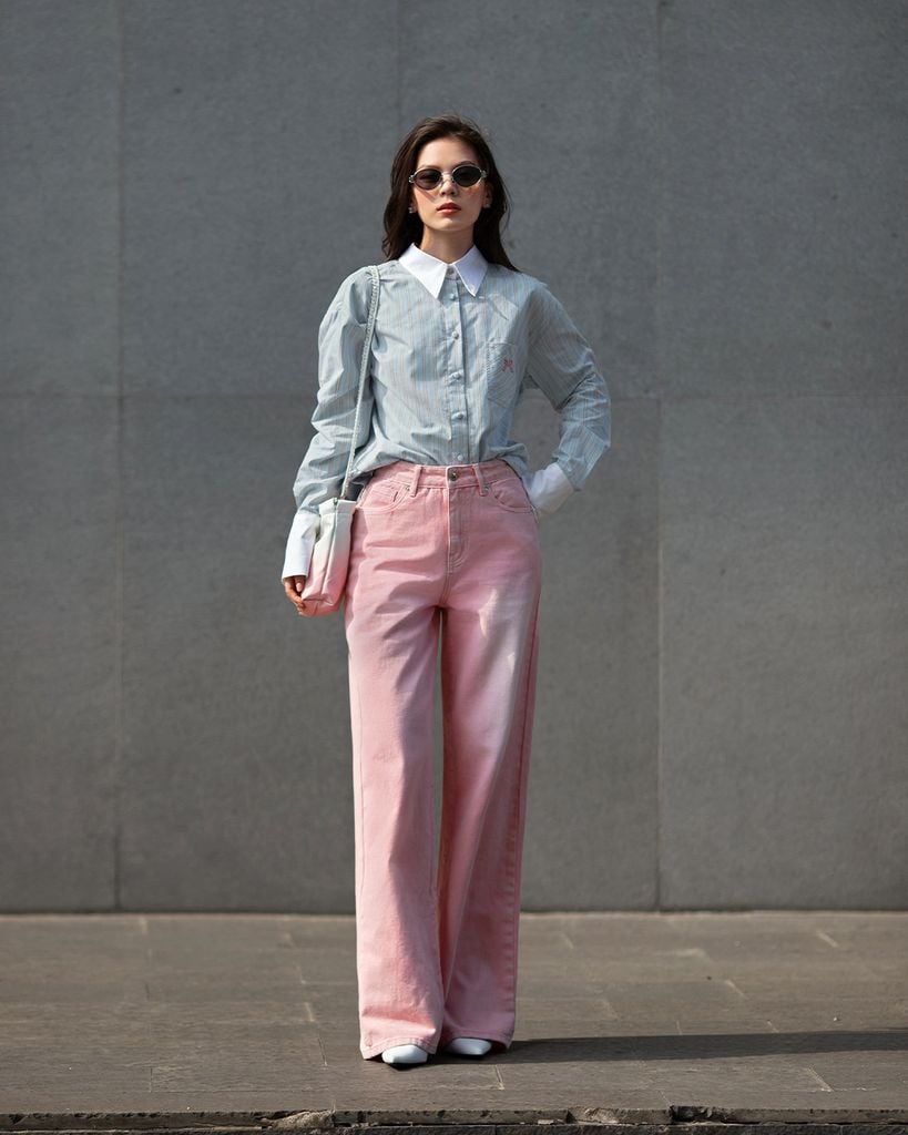  QUẦN JEAN TÚI SAU ĐÍNH ĐÁ K CLOSET Q2005 