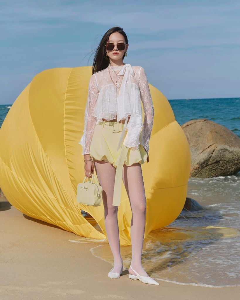  K Closet Ruffle Lace Bling Bling Long Sleeve Top 