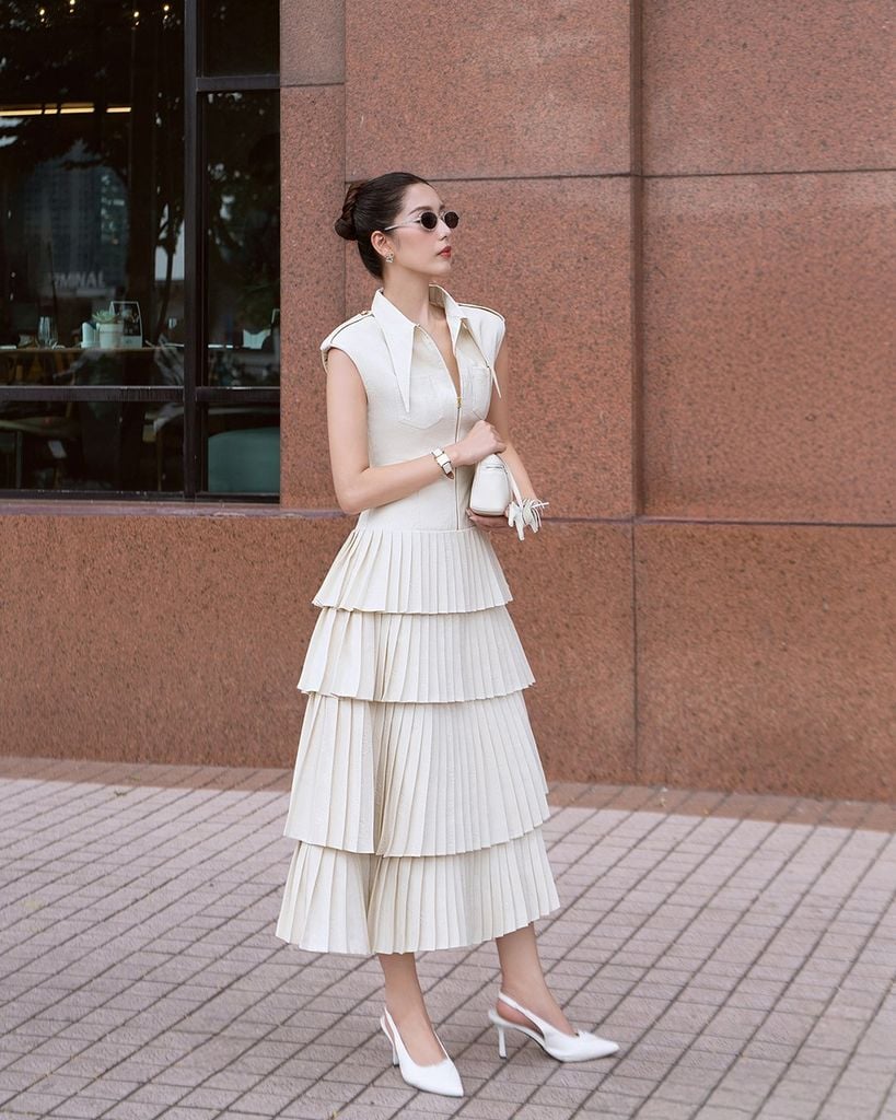  ĐẦM DÀI XẾP LY 4 TẦNG K CLOSET D1022 