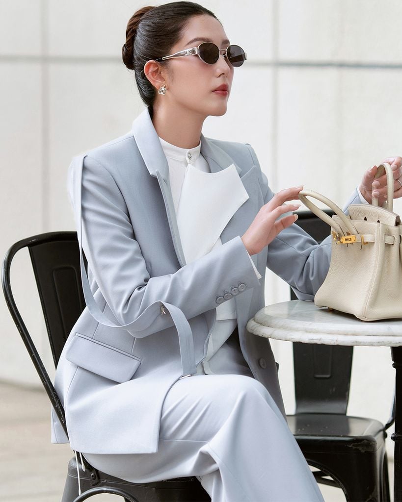  ÁO BLAZER TÚI NẮP ĐÍNH 1 BÊN NƠ K CLOSET A2016 