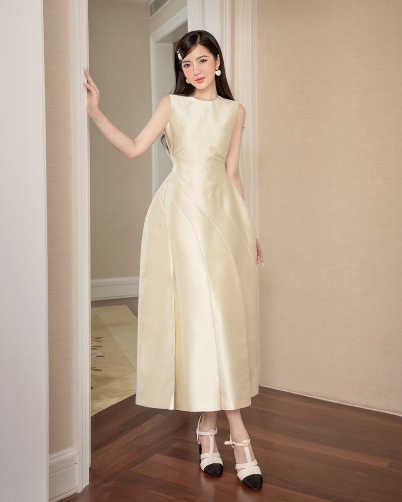  ĐẦM TAFTA DÁNG DÀI HỞ LƯNG PHỐI NƠ TO - ĐI TIỆC SANG TRỌNG K CLOSET D4001 