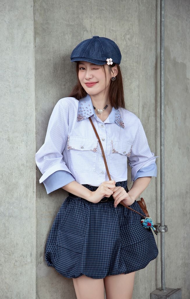  ÁO SƠ MI TÚI HỘP ĐÍNH ĐÁ K CLOSET A2027 