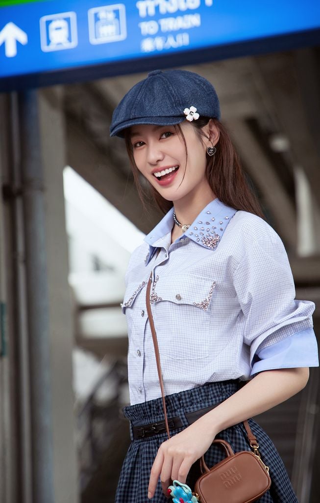  ÁO SƠ MI TÚI HỘP ĐÍNH ĐÁ K CLOSET A2027 