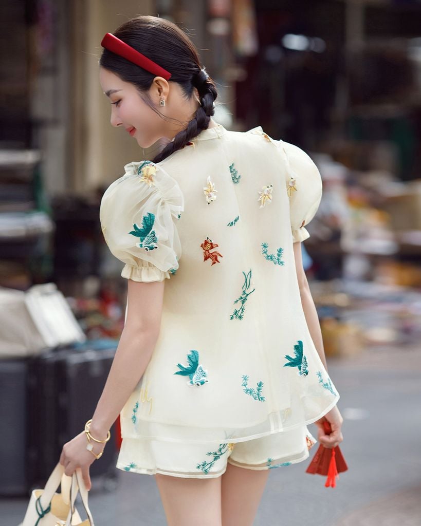  SET ÁO TAY LỒNG ĐÈN - QUẦN SHORT ORGANZA THÊU CÁ CHÉP K CLOSET S2020 