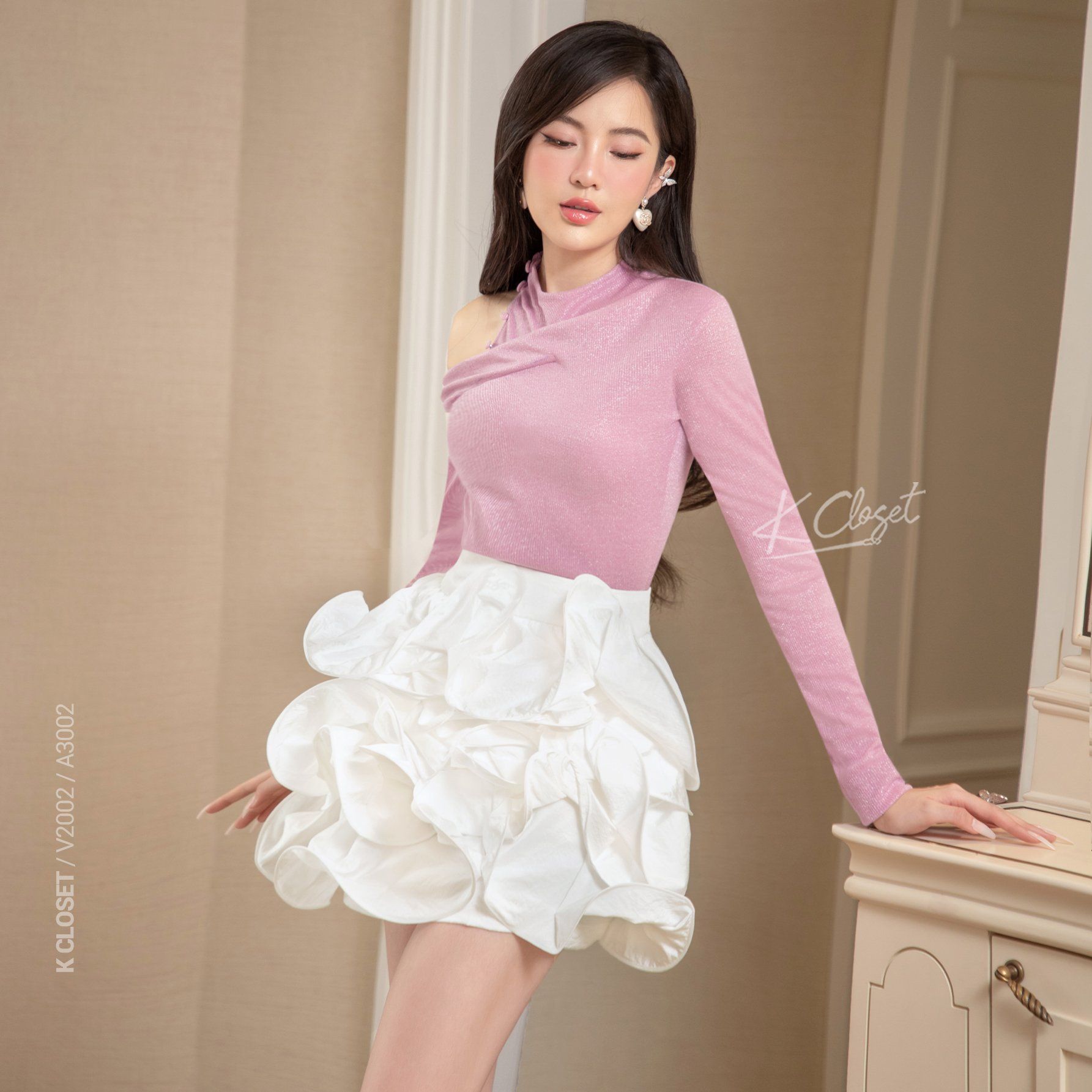  K Closet Elegant One Shoulder Knit Top 