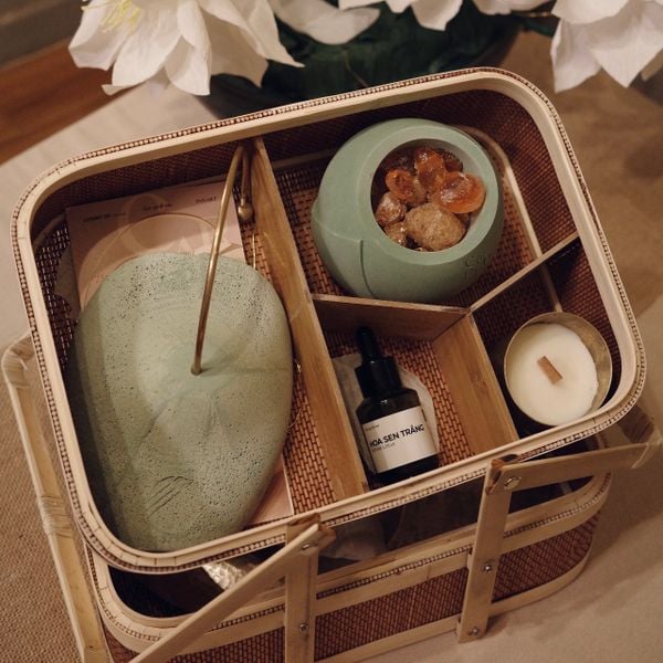  Bộ quà tặng Liên Đài cao cấp 