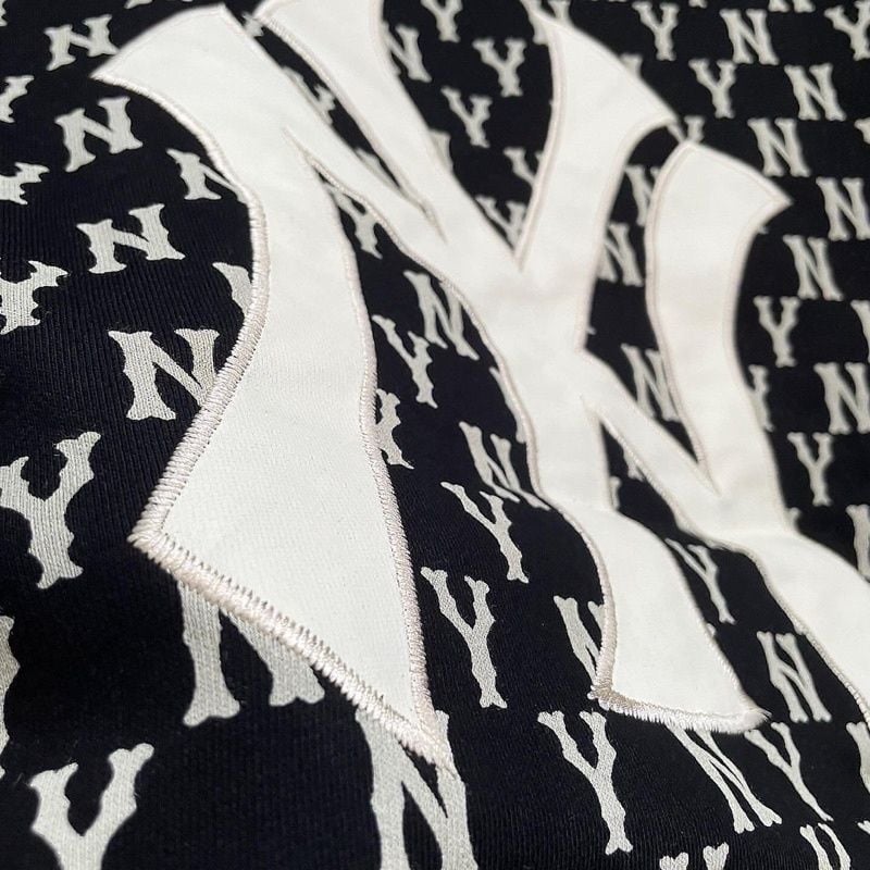  [HÀNG CHÍNH HÃNG] Áo Sweater nỉ da cá MLB - MONOGRAM NEW YORK YANKEES 