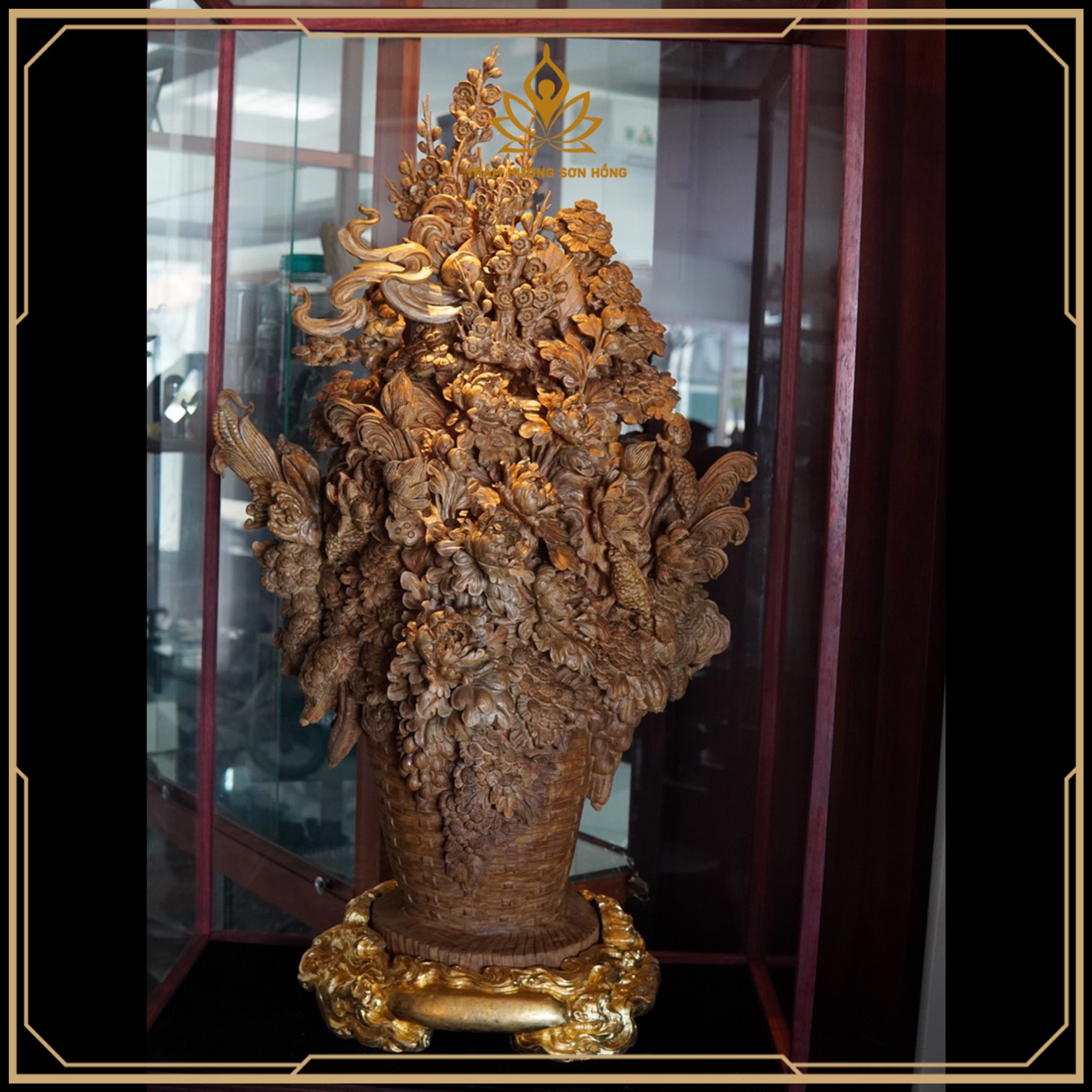 BÌNH HOA PHÚ QUÝ TRẦM HƯƠNG TỰ NHIÊN