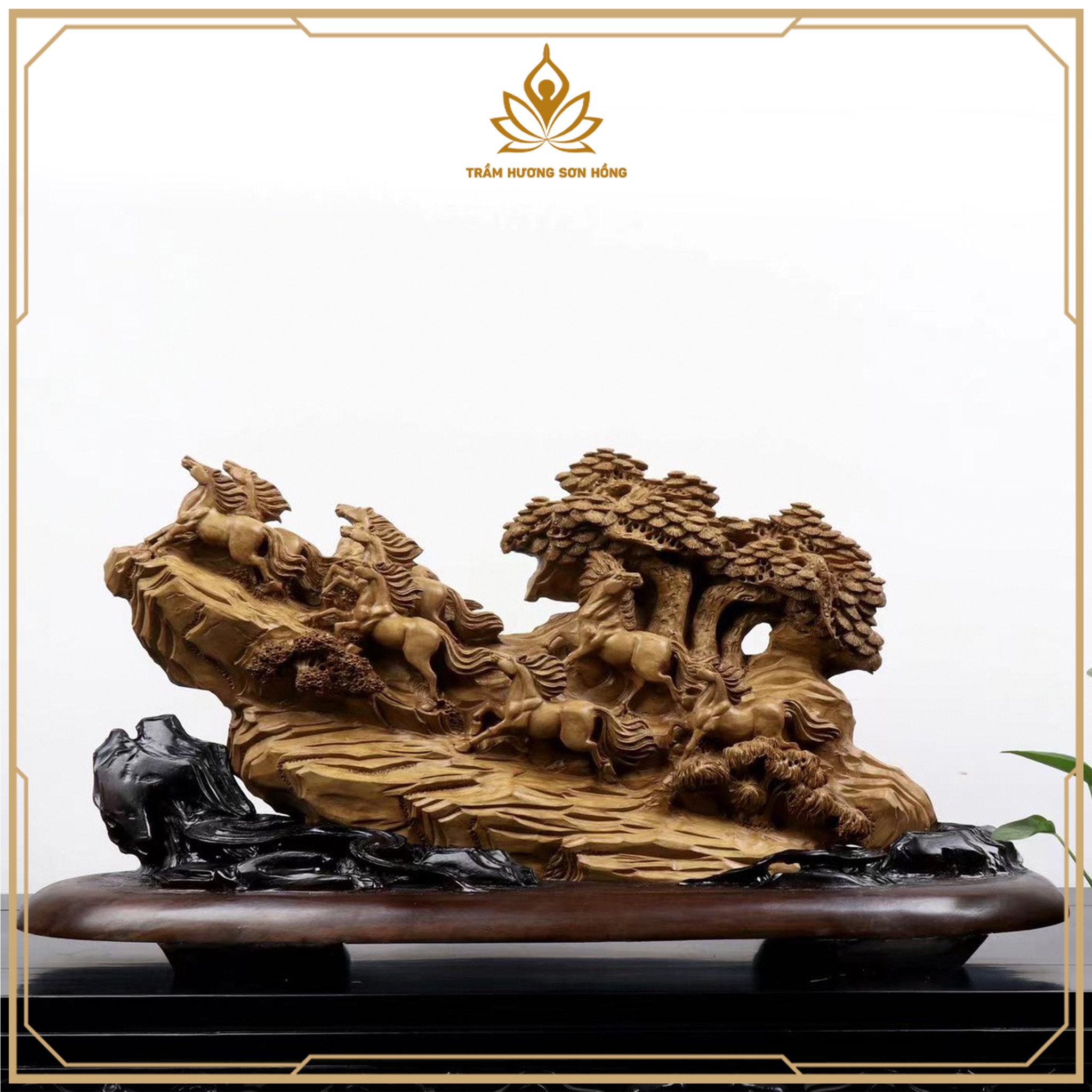 TƯỢNG TRẦM HƯƠNG MÃ ĐÁO THÀNH CÔNG - MẪU 1