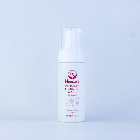  Dung dịch vệ sinh phụ nữ Nhật Bản Newcare intimate Feminine Wash 130ml 