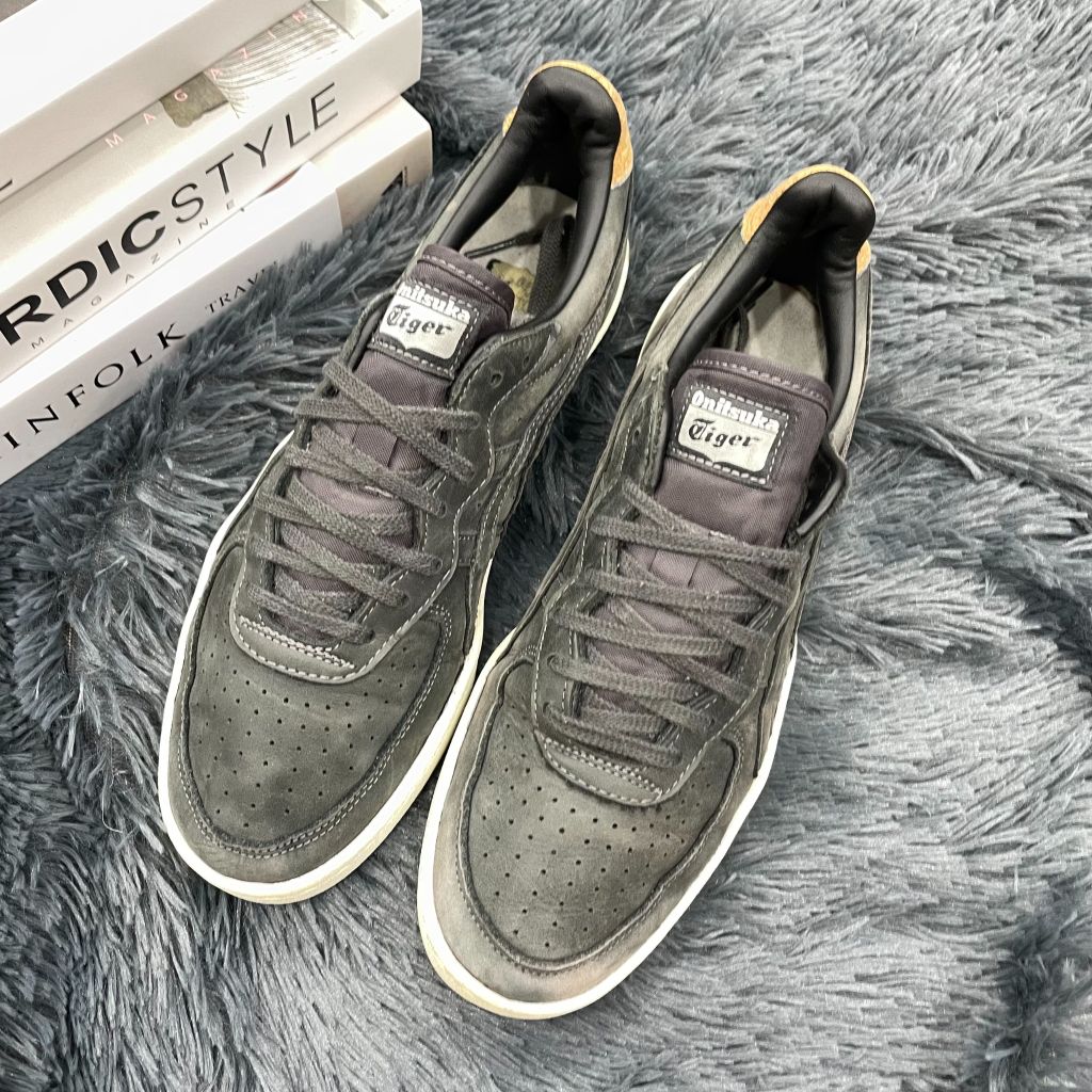 onitsuka tiger 42.5
