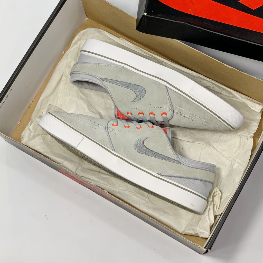 NIKE SB Stefan Janoski 39 V2R Store