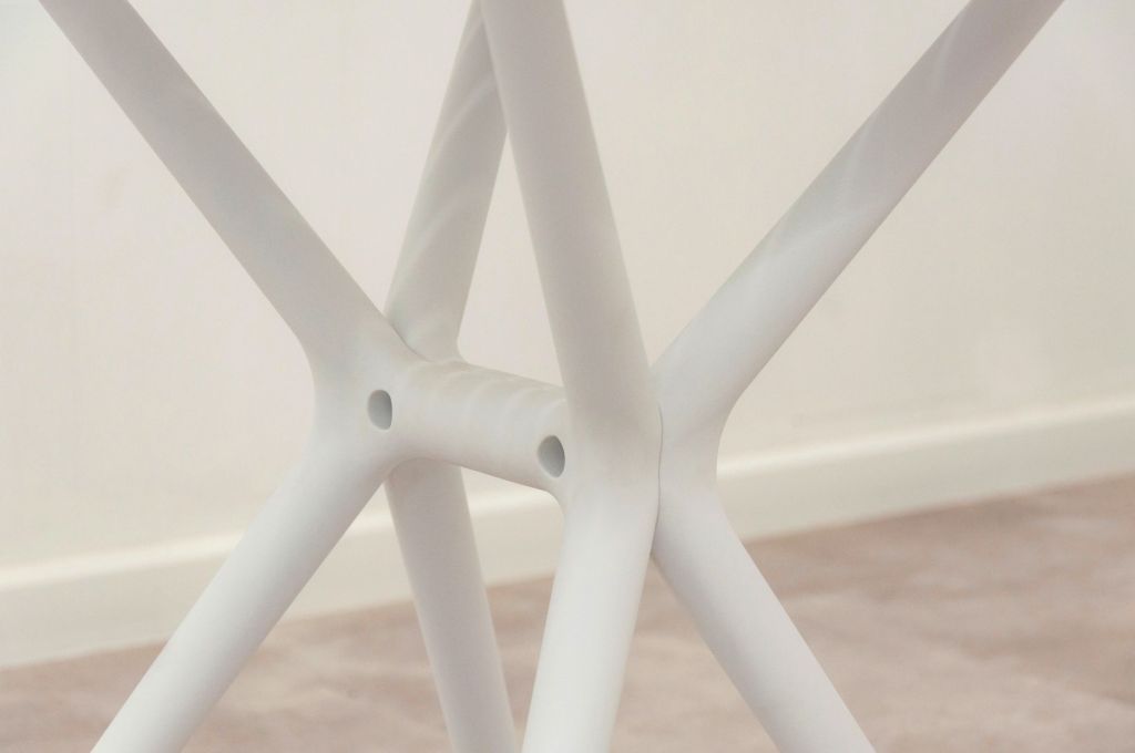 Bàn tròn nhựa | EBBA | Trắng