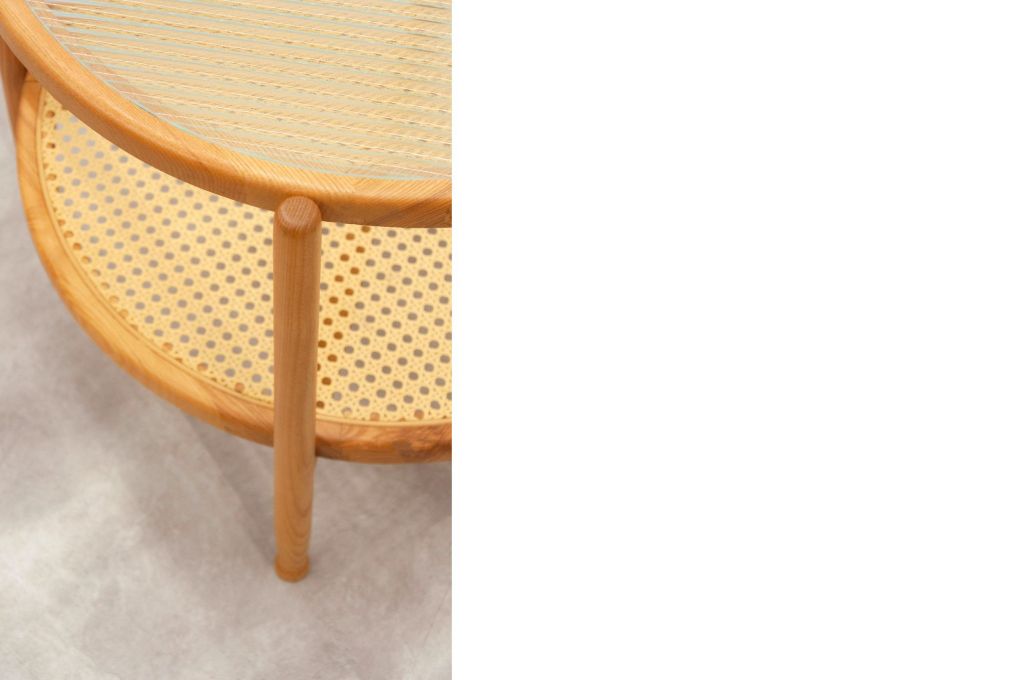 Bàn sofa tròn gỗ mặt kính | LINTON