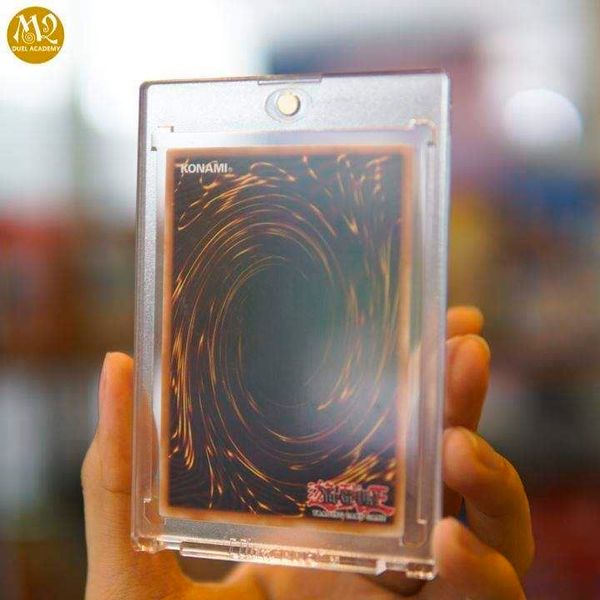 Hộp bảo vệ Magnetic Card Case One Touch - Chính hãng BCW (Không kèm lá bài bên trong)