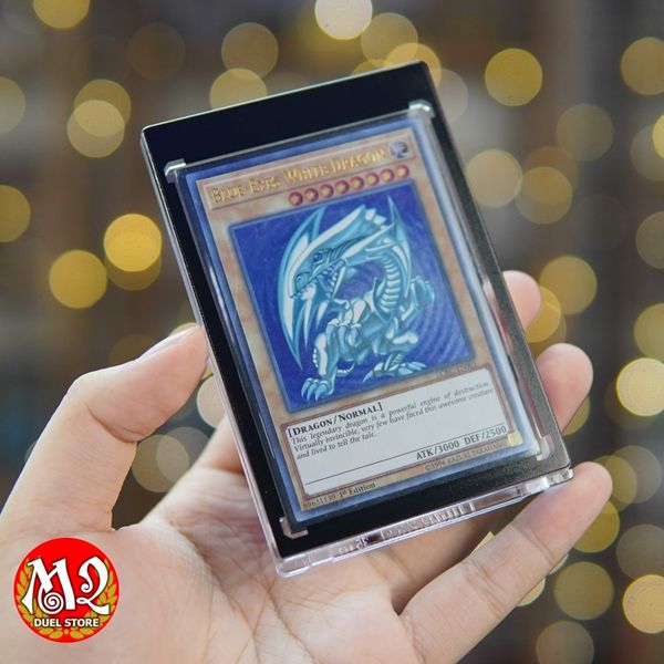 Hộp bảo vệ và Đế trưng bày Magnetic Card Case One Touch 35pt BLACK BORDER - Chính hãng Ultra Pro