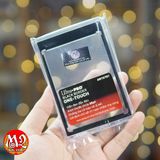 Hộp bảo vệ và Đế trưng bày Magnetic Card Case One Touch 35pt BLACK BORDER - Chính hãng Ultra Pro