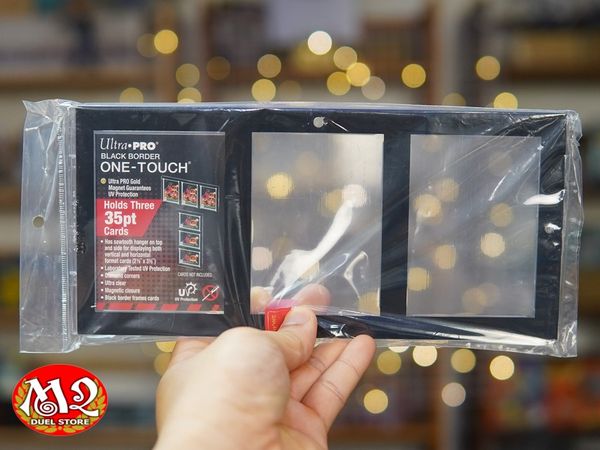 Hộp bảo vệ 3-Card Black Border UV One Touch Magnetic Holder - Chính hãng Ultra Pro